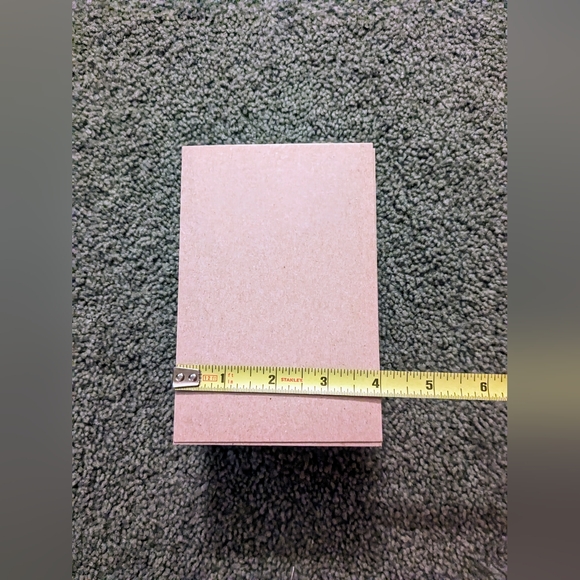 Assorted Packing Materials - Picture 4 of 14